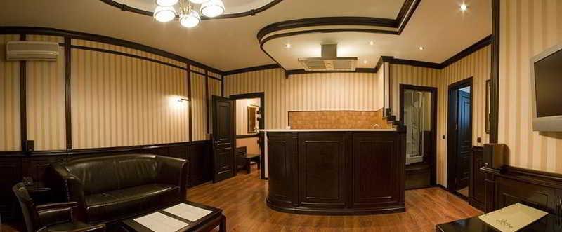 Attache Hotel Kiev Exteriör bild