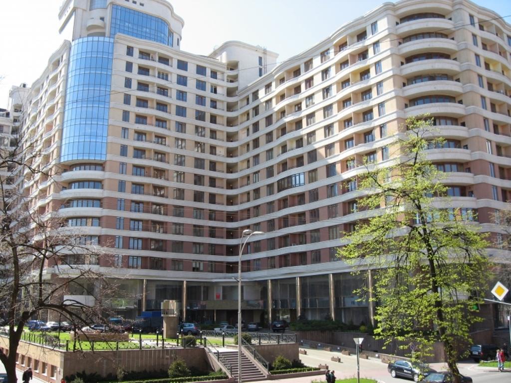 Attache Hotel Kiev Exteriör bild